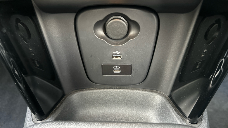 MINI Hatchback 2.0 John Cooper Works Premium 3dr Auto Petrol Hatchback